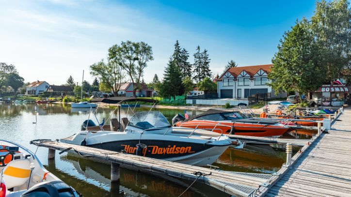 Marina Lester Club, wiele widoków w jednym miejscu