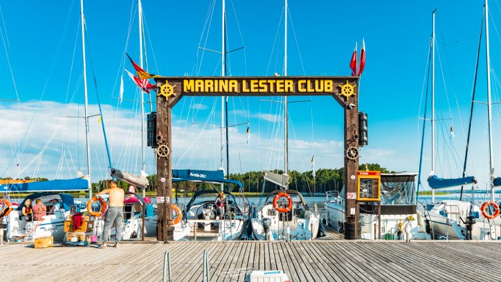 Marina Lester Club, wiele widoków w jednym miejscu