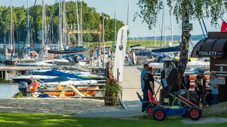 Marina Lester Club, wiele widoków w jednym miejscu