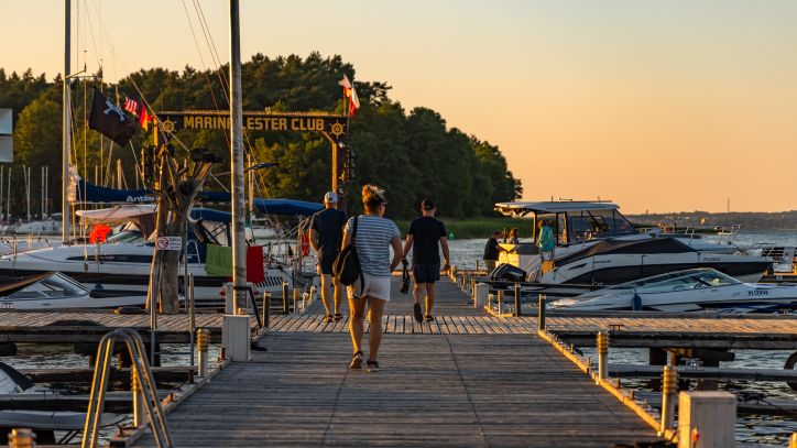 Marina Lester Club, wiele widoków w jednym miejscu